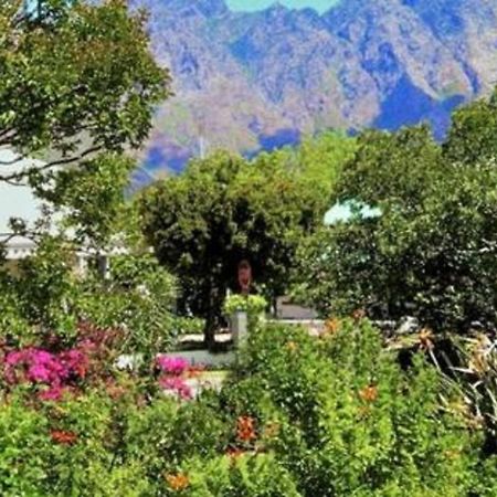 Auberge Alouette Guesthouse Franschhoek Esterno foto